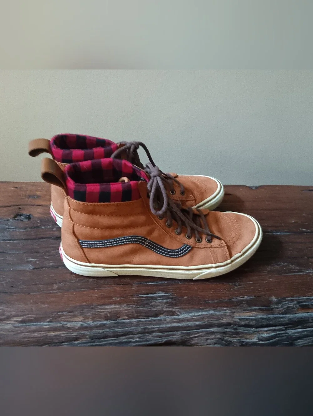 Vans Sk8-Hi MTE Brown Suede Red Buffalo Plaid Men’s 11 High Top Sneakers 3M